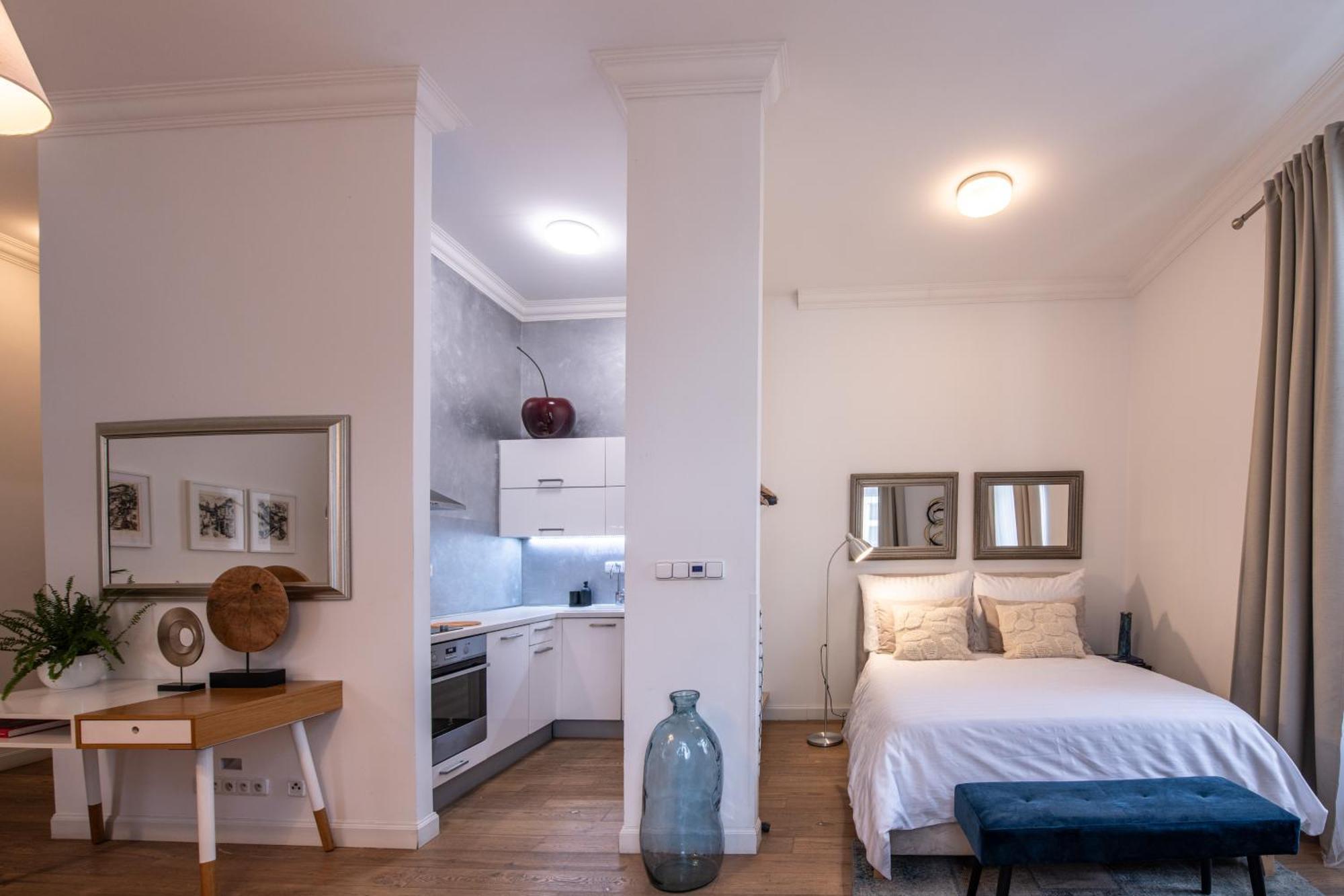 Modern Downtown Apt - Renovated, On Ideal Location Praga Esterno foto